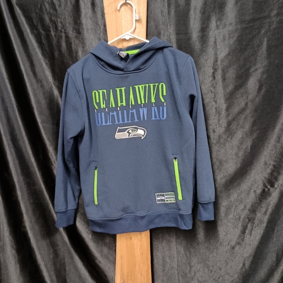 Seattle Seahawk pullover hoodie with pocket size youth 14 -16 - Picture 1 of 13